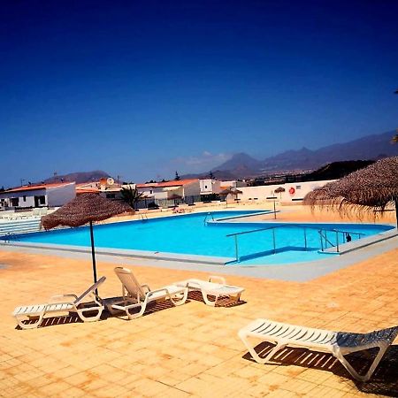 Vakantiehuis * Holiday Home * Casa De Vacaciones * Urb. Chayofita コスタ・デル・シレンチオ エクステリア 写真