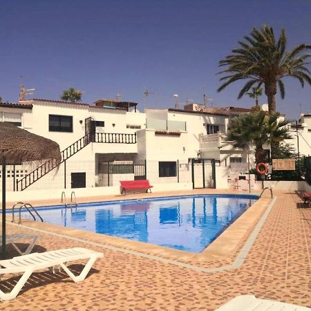 Vakantiehuis * Holiday Home * Casa De Vacaciones * Urb. Chayofita コスタ・デル・シレンチオ エクステリア 写真