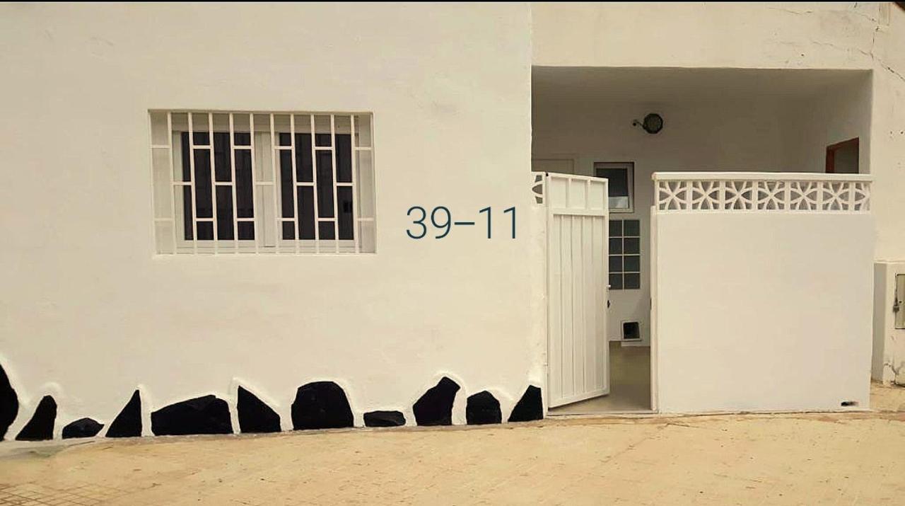 Vakantiehuis * Holiday Home * Casa De Vacaciones * Urb. Chayofita コスタ・デル・シレンチオ エクステリア 写真
